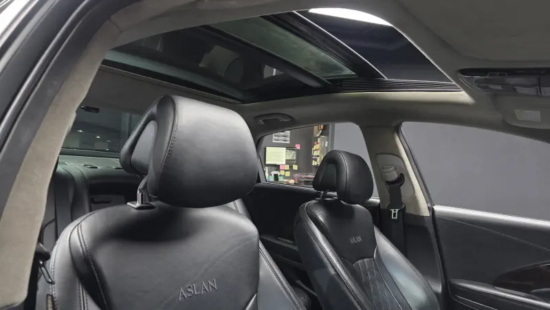 Hyundai Aslan