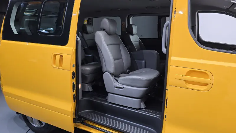 Hyundai Grand Starex