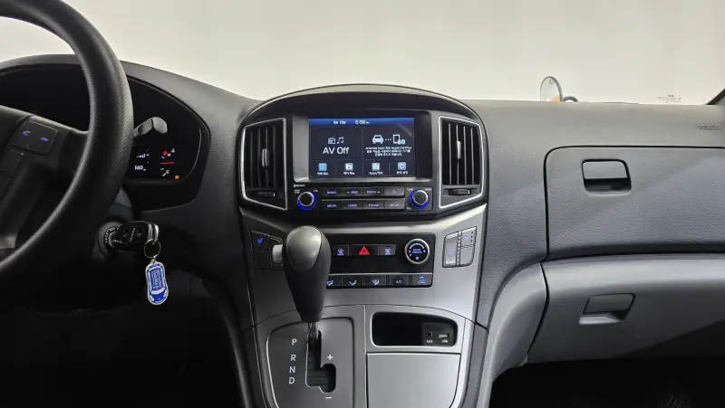 Hyundai Grand Starex
