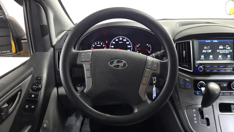 Hyundai Grand Starex