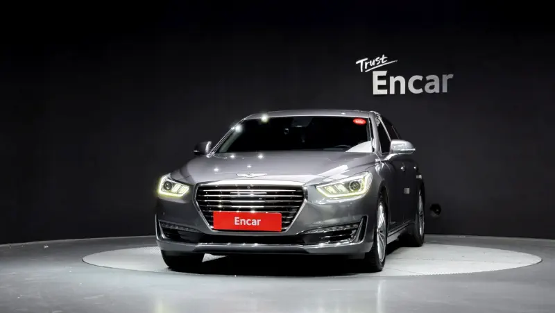 Genesis EQ900
