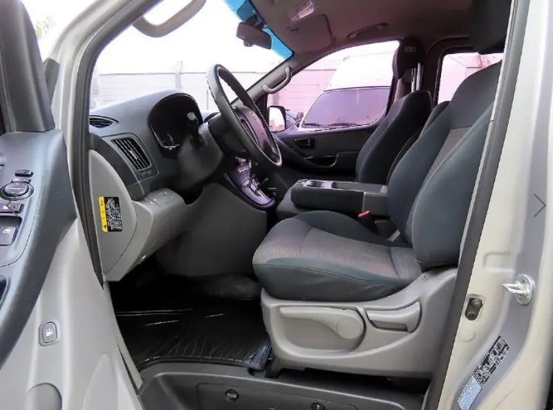 Hyundai Grand Starex