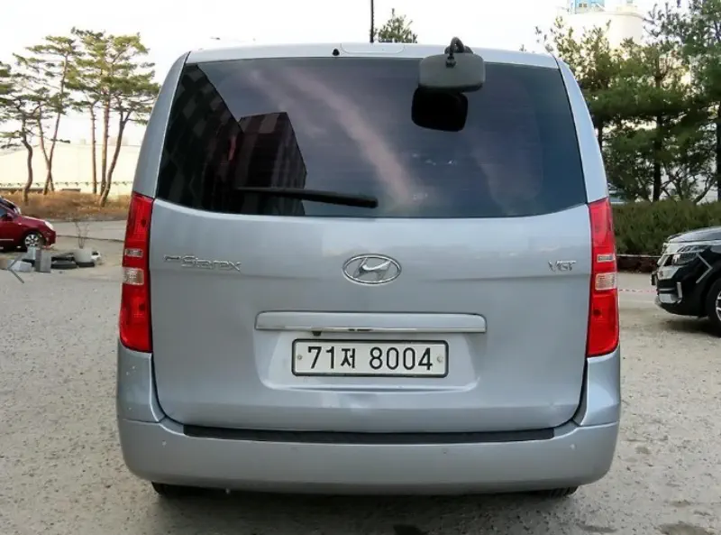 Hyundai Grand Starex
