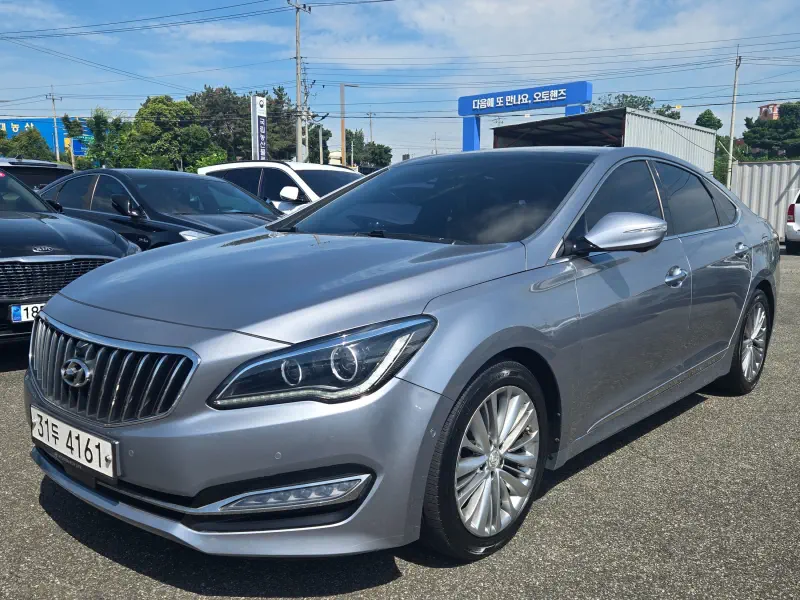 Hyundai Aslan