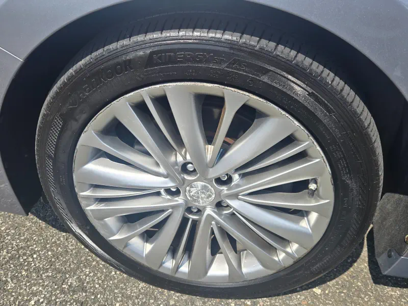 Hyundai Aslan