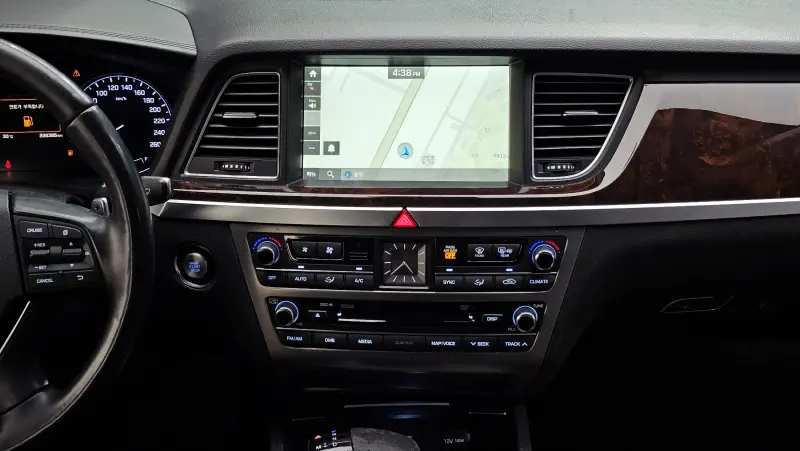 Hyundai Genesis
