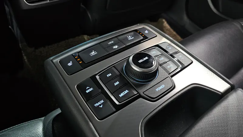 Hyundai Genesis