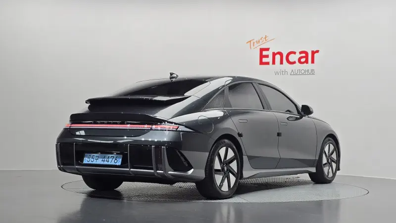 Hyundai Ioniq 6