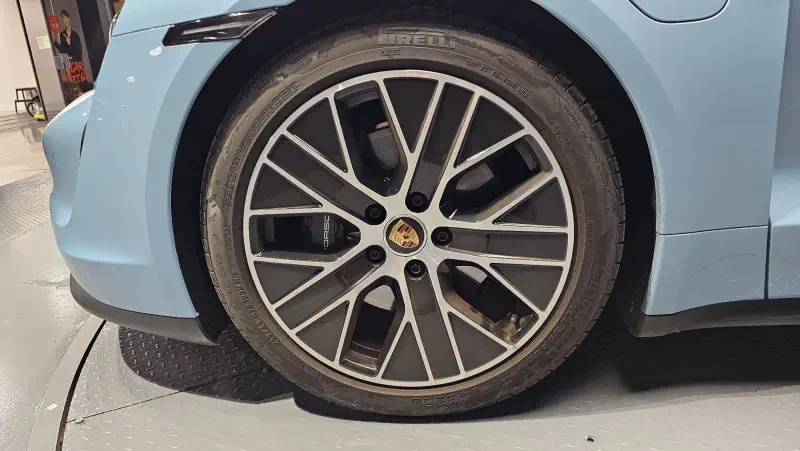 Porsche Taycan