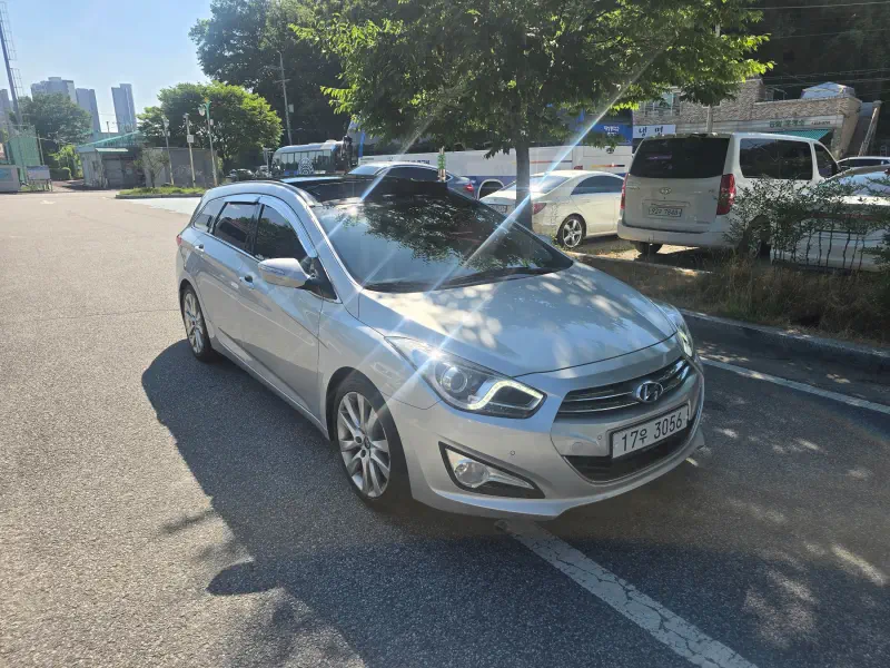 Hyundai I40