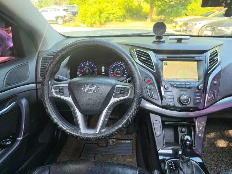 Hyundai I40