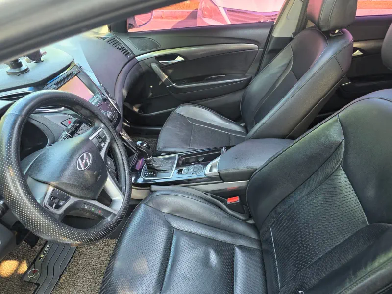 Hyundai I40