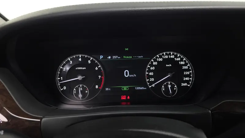 Genesis EQ900