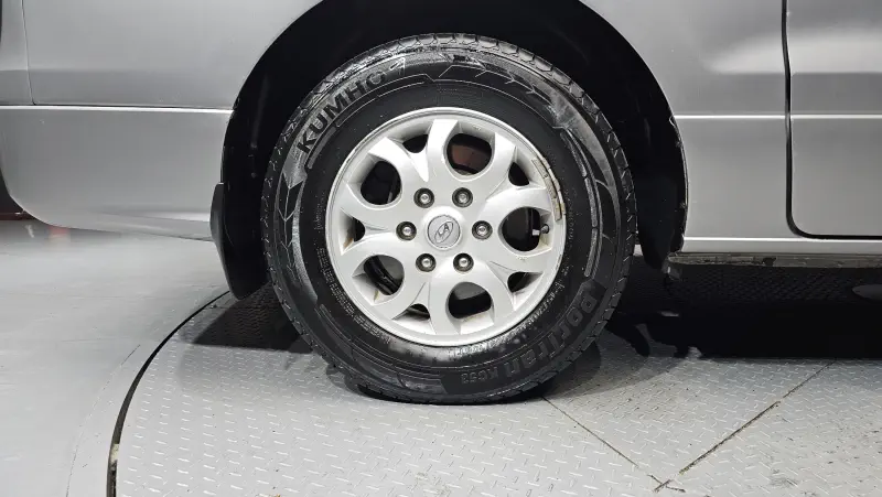 Hyundai Grand Starex