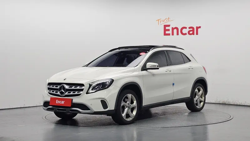 Mercedes-Benz GLA-Class