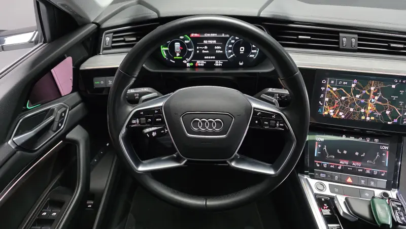 Audi e-tron