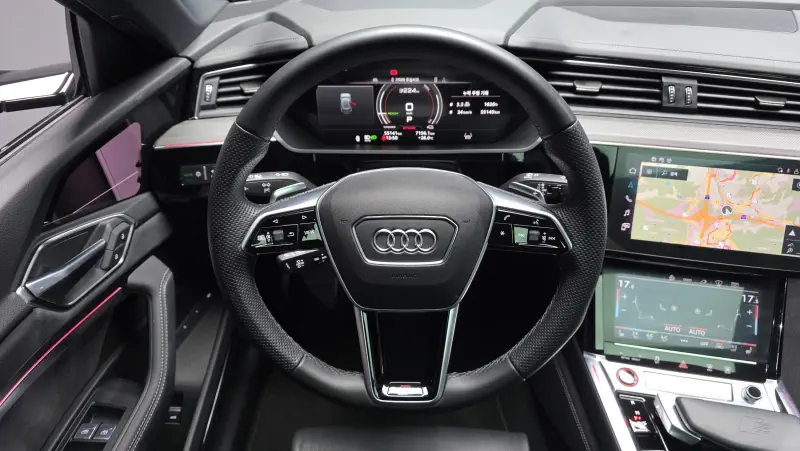 Audi e-tron