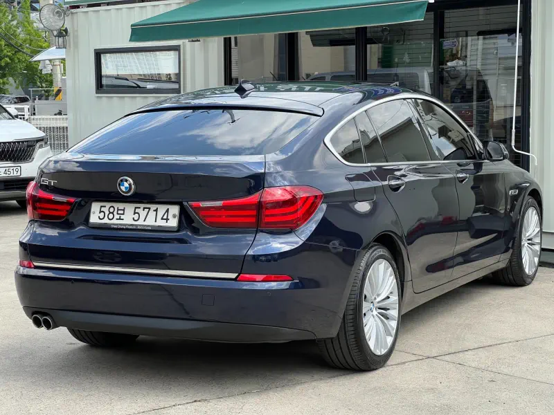 BMW 5-Series Gran Turismo