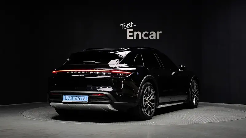 Porsche Taycan