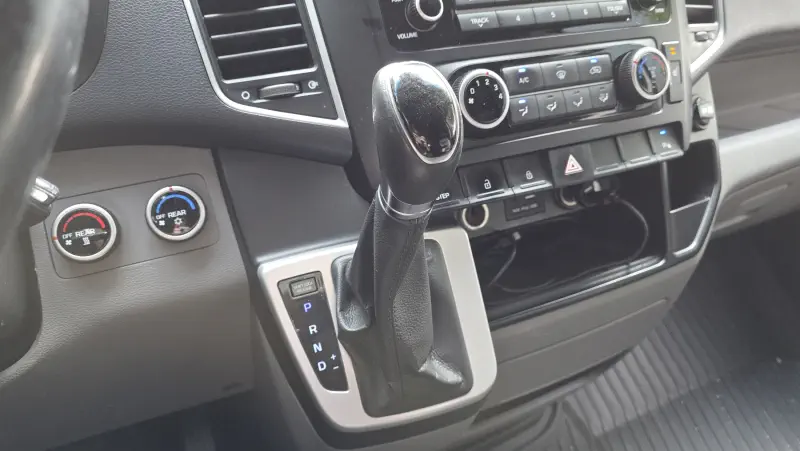 Hyundai H1