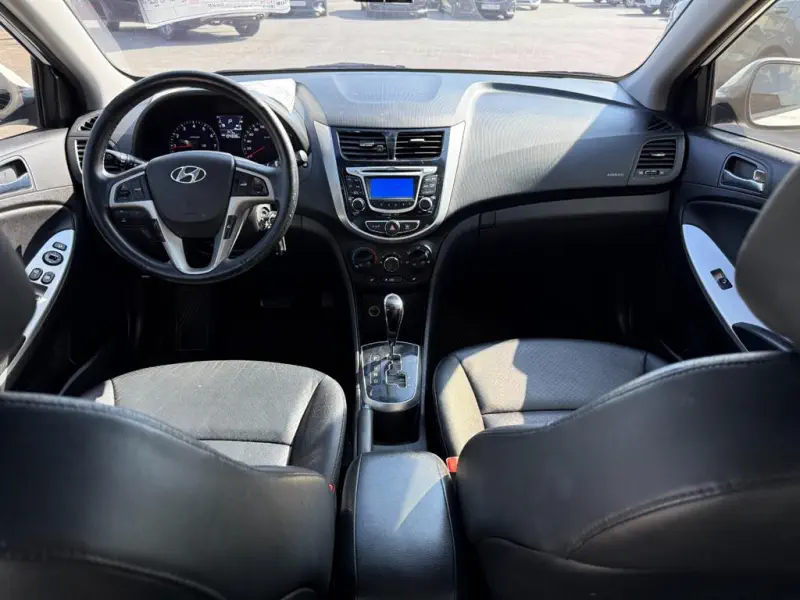 Hyundai Accent