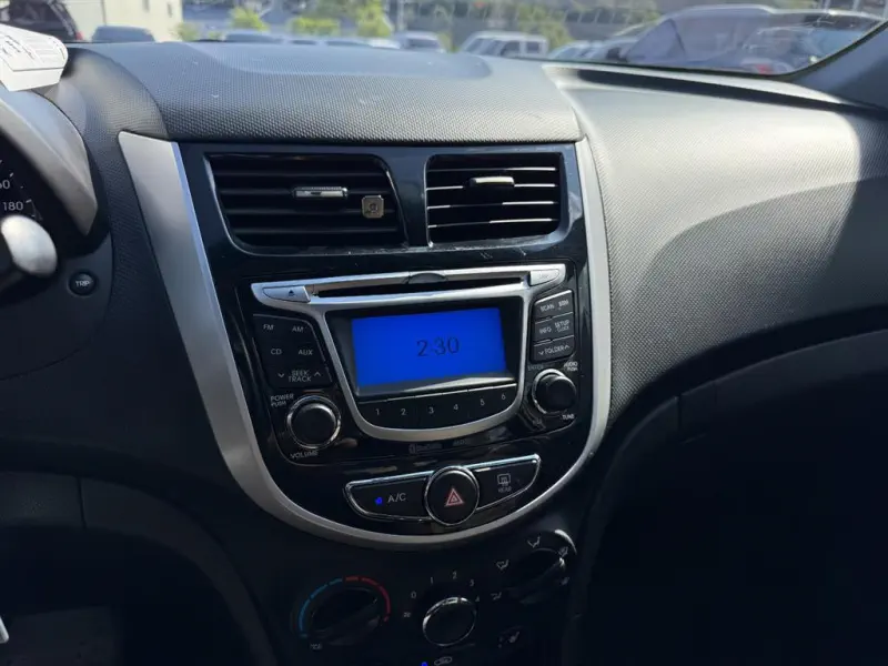 Hyundai Accent