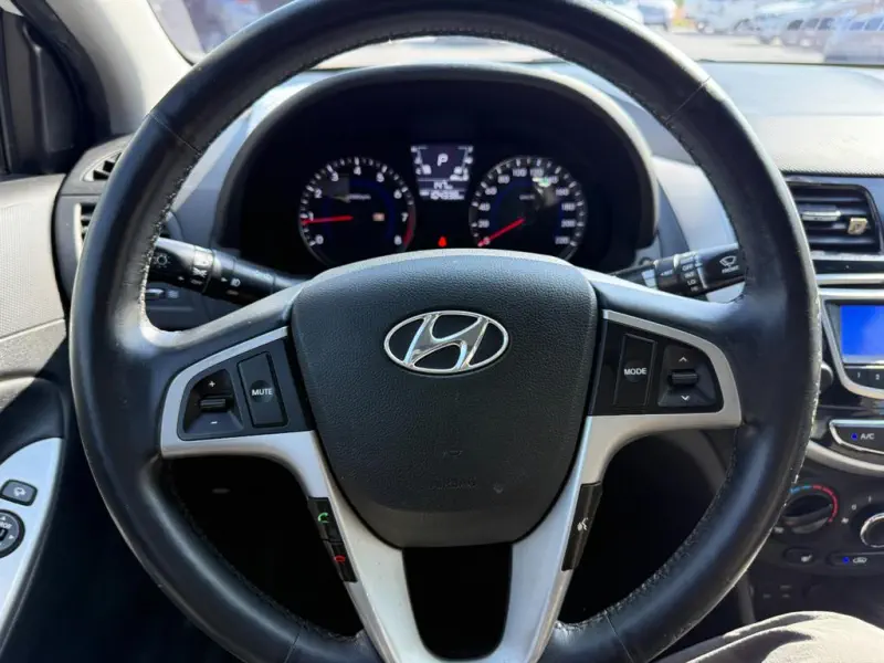Hyundai Accent