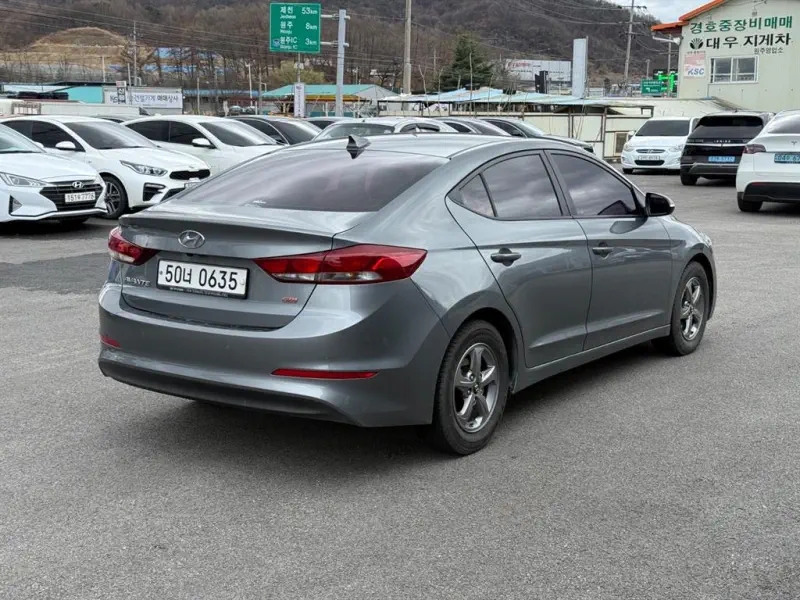 Hyundai AVANTE