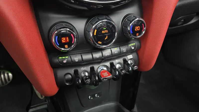 MINI Cabrio