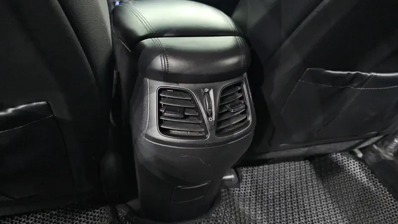 Hyundai Aslan
