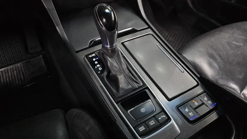 Hyundai Aslan