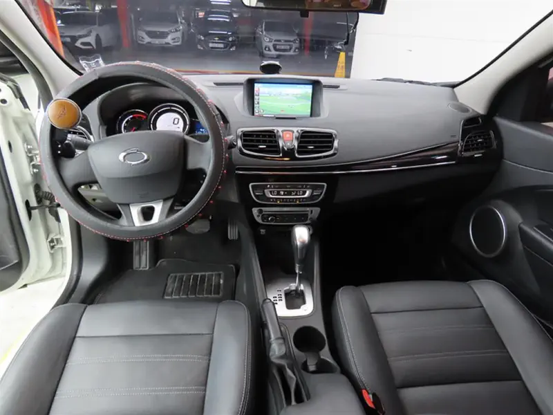 Renault Samsung SM3