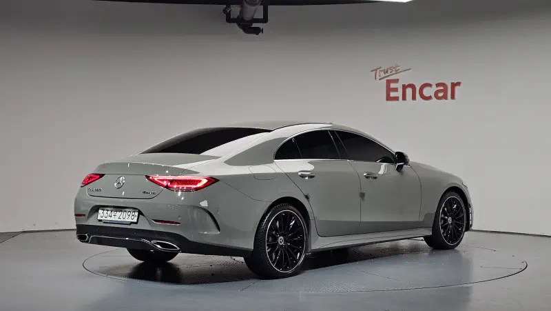 Mercedes-Benz CLS-Class