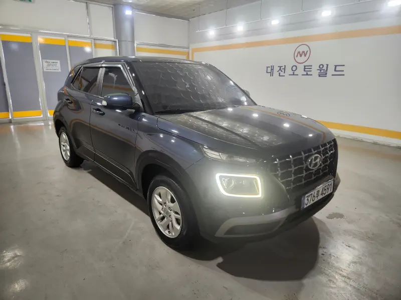 Hyundai Venue