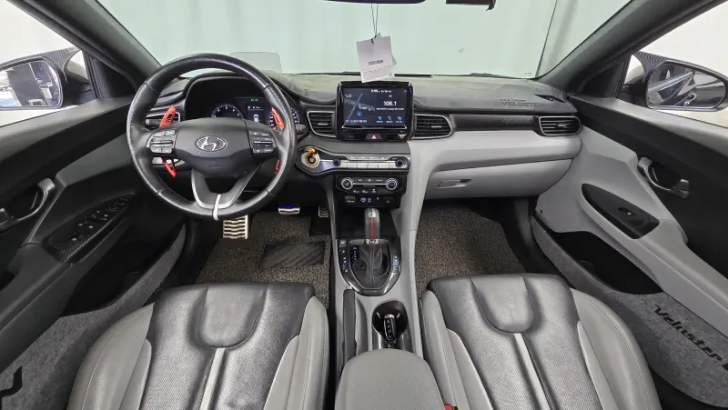 Hyundai Veloster
