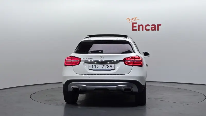 Mercedes-Benz GLA-Class