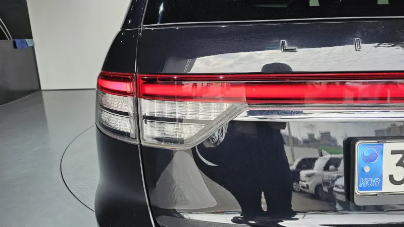 Lincoln Aviator