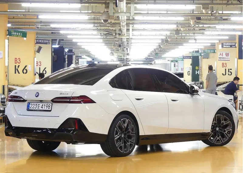 BMW 5-Series