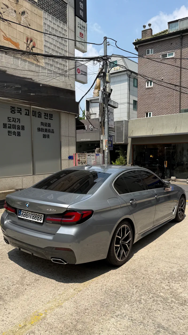 BMW 5-Series