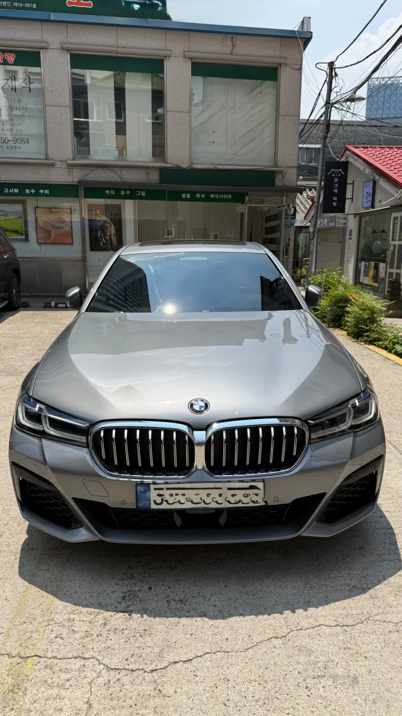 BMW 5-Series