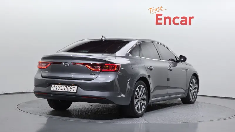 Renault Samsung SM6