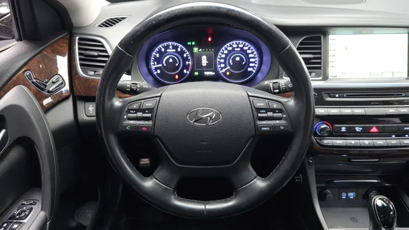 Hyundai Aslan
