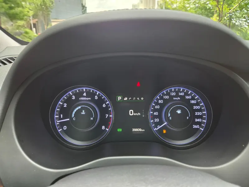 Hyundai Aslan