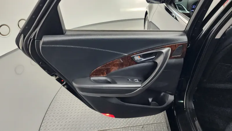 Hyundai Aslan