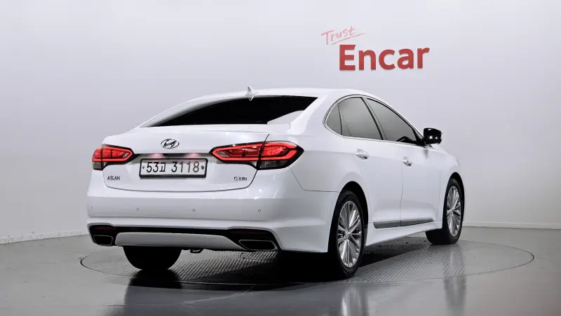 Hyundai Aslan