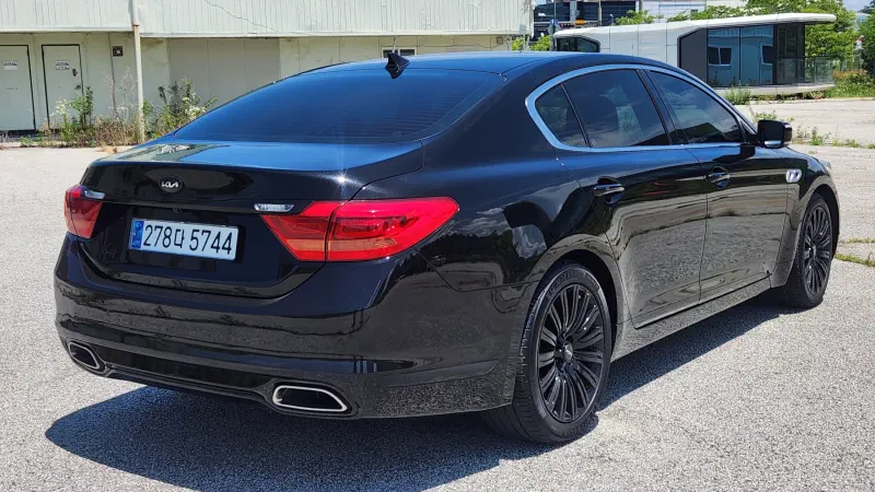 Kia K9