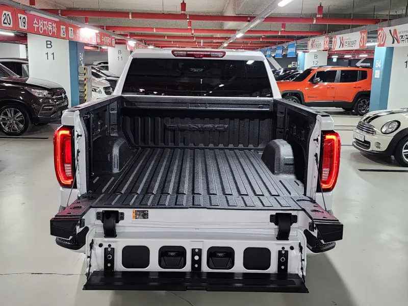 GMC SIERRA