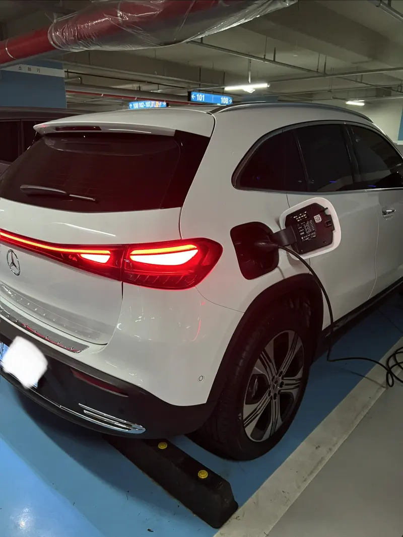 Mercedes-Benz EQA