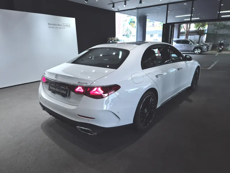 Mercedes-Benz E-Class