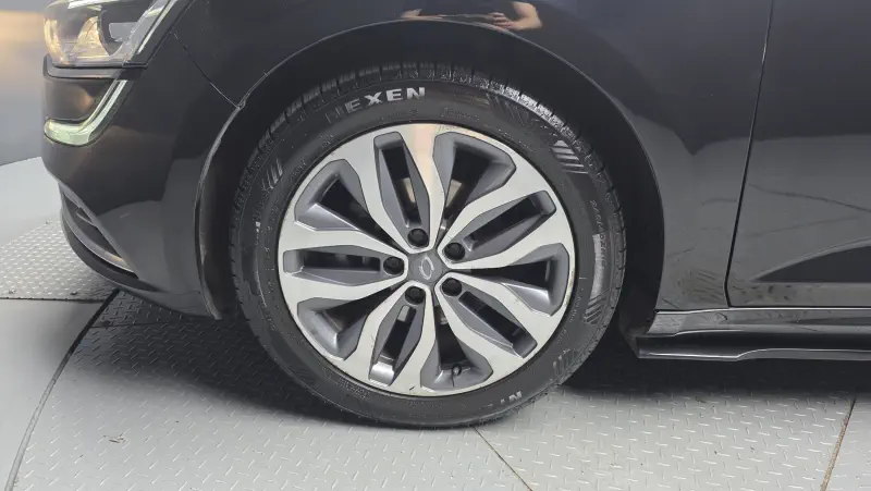 Renault Samsung SM6